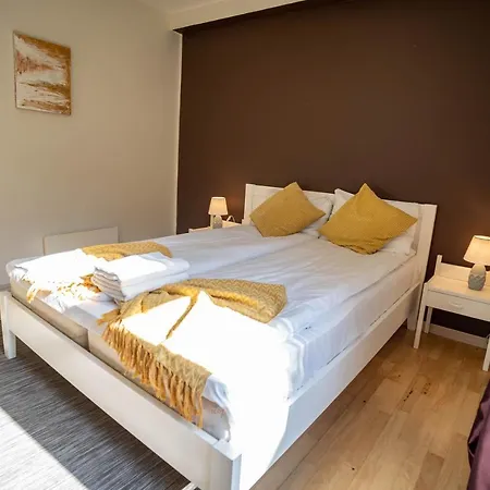 Nicolas Nr6 Tatil Evi