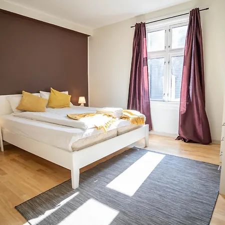 Nicolas Nr6 Tatil Evi *
